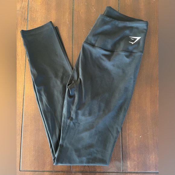 Gymshark Training Leggings - Picture 3 of 3
